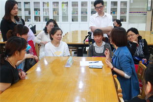 心靈港灣 心理健康教育中心為高三家長廣場咨詢活動紀實